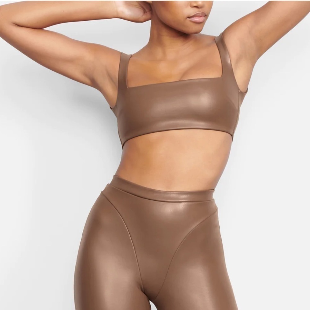 NWT SKIMS Faux Leather Bralette Jasper 2X